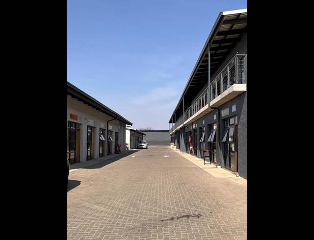 BUSINESS PROPERTY TO RENT IN SILVERTON